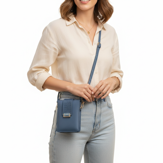 Isla Crossbody - Modelo AI ropa informal fondo blanco
